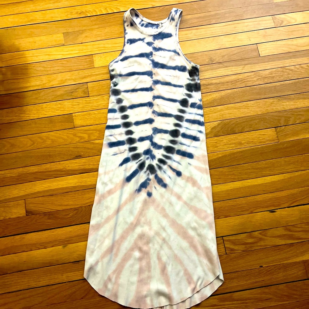 Awesome YFB Tie-Dye Sleeveless Maxi Dress
Size Medium